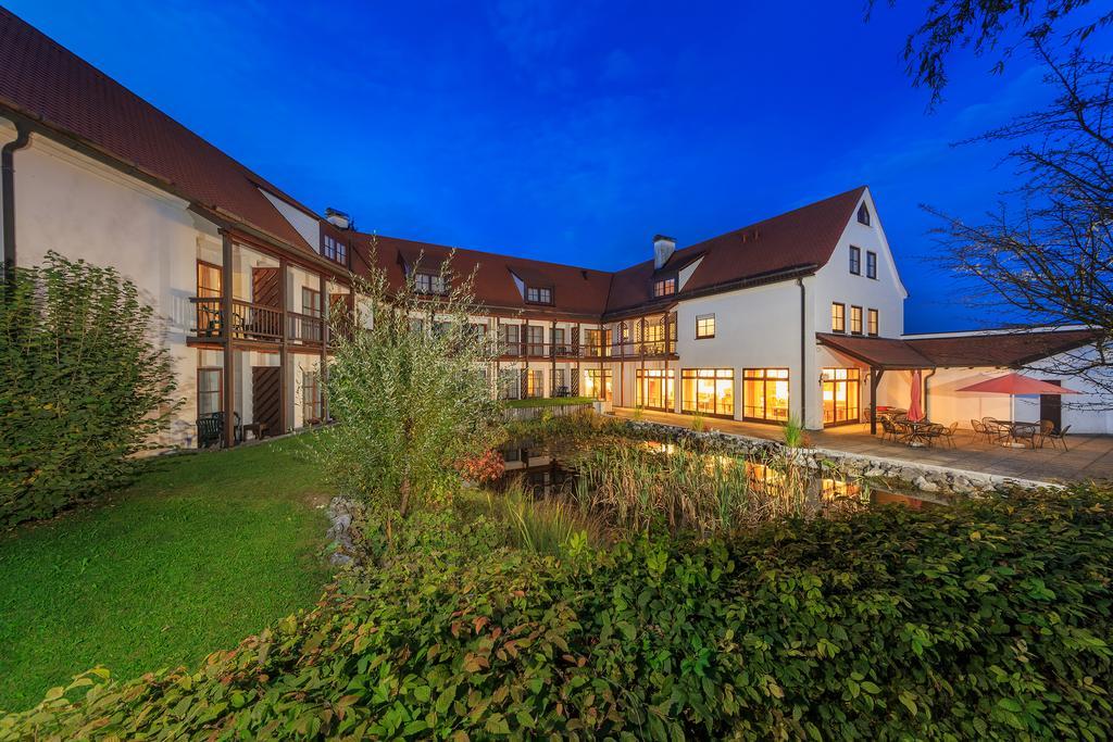Hotel Garni Gaestehaus Am Muehlbach Ottobeuren Eksteriør billede
